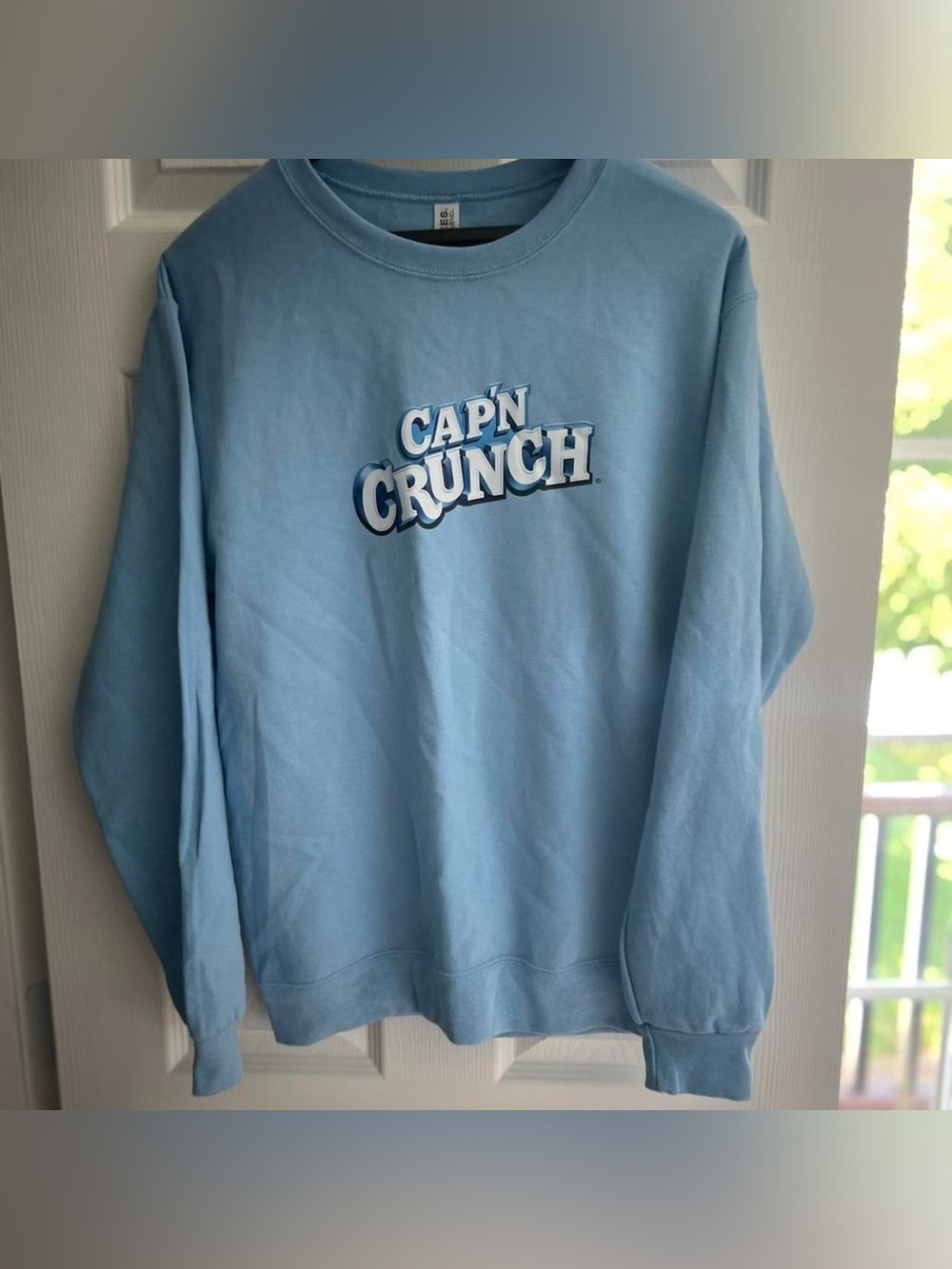 Cap’n Crunch Graphic Crewneck Sweatshirt Size Small Y2K Retro